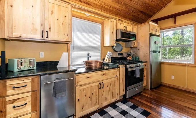 Homosassa Cabina | A/C, Firepit, Grill, Pet Friendly