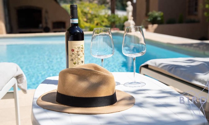 La Croix des Gardes Apartamento | APART VILLA ATYPICAL SEA VIEW AND SWIMMING POOL