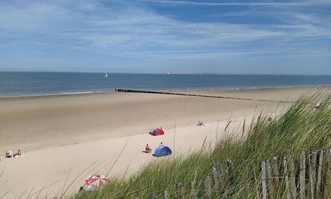 Nieuwvliet Chalet De Esquí | Cozy chalet near the beach, air-conditioned, WLAN