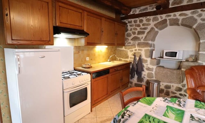 Sansac-Veinazes Cabaña | Gite Sansac-Veinazès, 2 bedrooms, 4 persons
