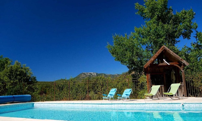 Correns Otro | MAS DE LA Source Zen Calme en Provence Verte Ideal Pour des Vacances en Famille