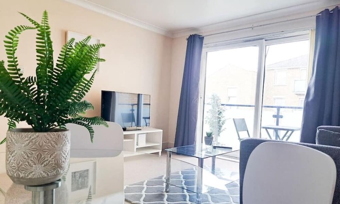 Wimbledon Apartamento | Wimbledon Apartment - Fantastic One Bedroom Apartment in the centre of Wimbledon with free parking!