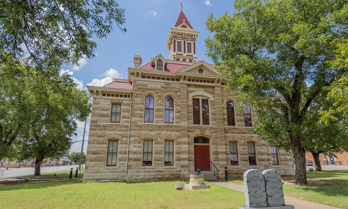 Throckmorton Cabaña | Cow Co. Cottages - One Block Away From Downtown Shopping, Dining, & More!