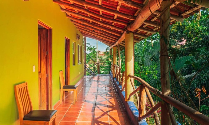 La Manzanilla Apartamento | Jardines Tropicales - 3 blocks from the beach
