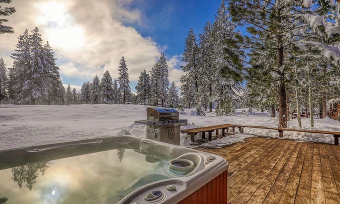 Truckee Cabina | Luxe Cabin with 5 Star Amenities!!