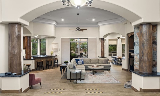 Central Scottsdale Casa | Large 6BR w Private Pool & Arcade. Book now for Spring Training cactus league