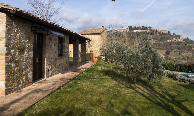 Montepulciano Chalet De Esquí | AGRITURISMO NOBILE CHALET IL FIENILE