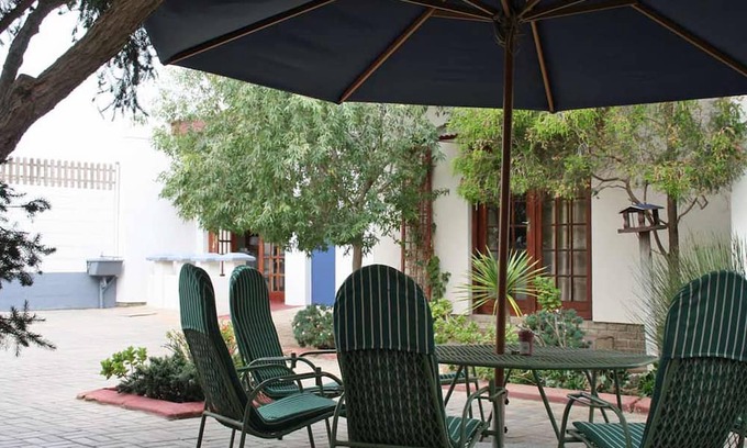 Swakopmund Cabina | Springbok Single Room - Amarachi Bed & Breakfast, near beach in Swakopmund