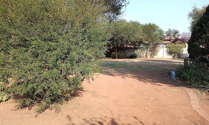 Greater Johannesburg Metropolitan Area Casa | JM TOURS & SAFARIS GUESTHOUSE