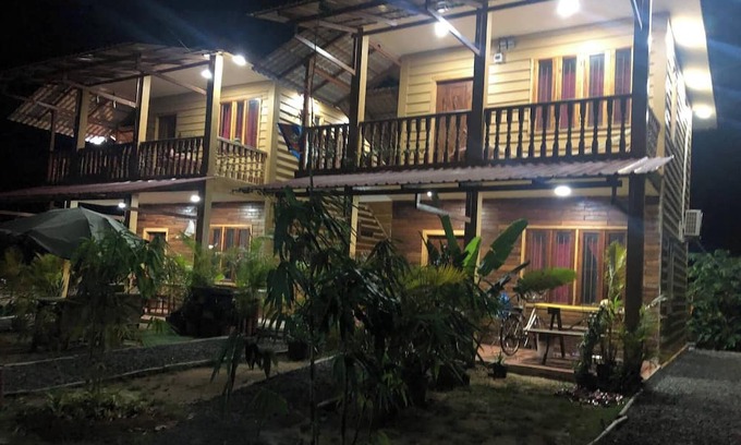 Kampot Apartamento | Mountain View Terrace Apartment Kampot