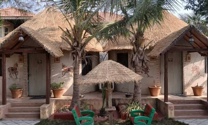 Mandvi Complejo | HV BEACH RESORT