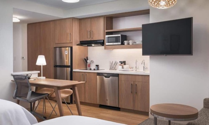 Civic Center Casa | Unwind at our hotel in Denver, CO