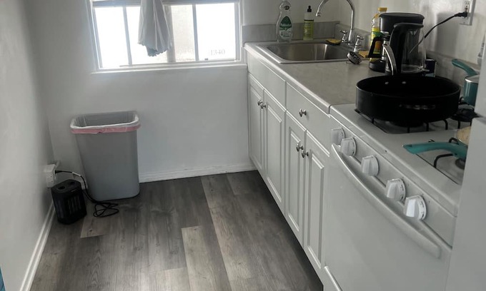 Downtown Apartamento | Enchanting studio apartment in Santa Monica