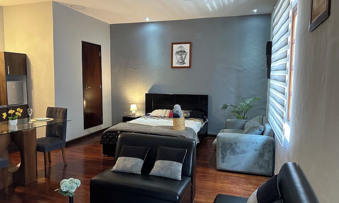 Cuenca Apartamento | Apartment in the historic center