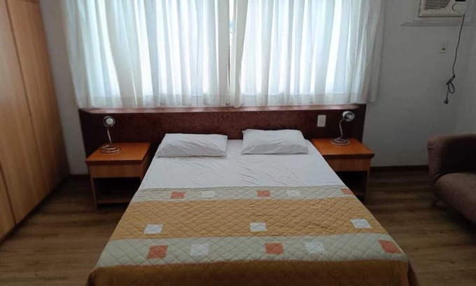 Vila Rosa Apartamento | Estúdio aconchegante no Centro Novo Hamburgo com WiFi e sala de ginástica.