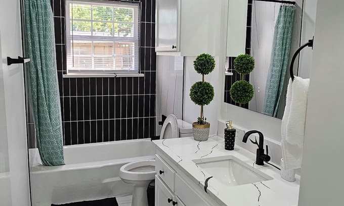 Tulsa Casa | Beautiful central house 15 minutes from the city center