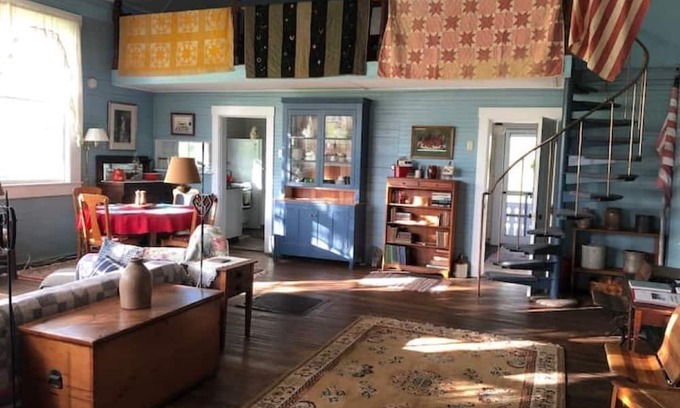 Craftsbury Casa | Ann’s Schoolhouse in beautiful Vermont