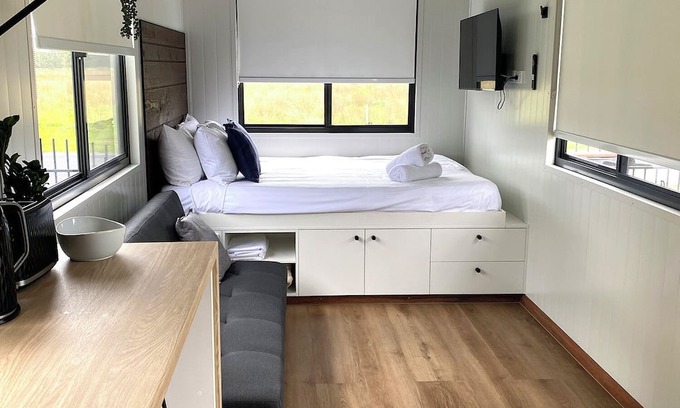 Repton Casa | Pet Friendly Tiny Home on the Bellinger River