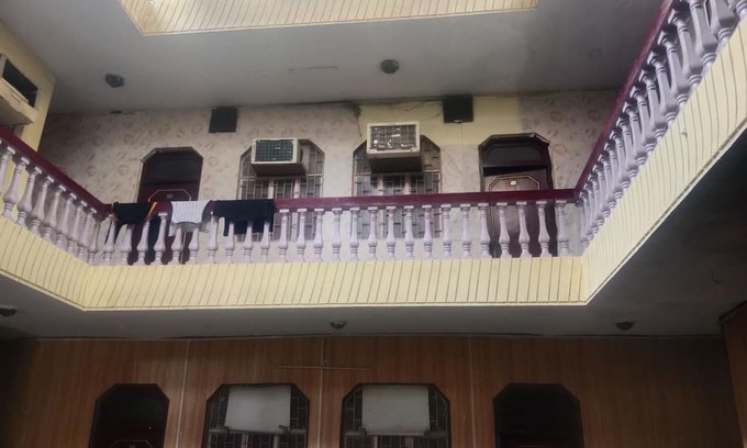 Taj Ganj Cabina | Raj Home Stay Near Taj Mahal
