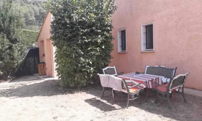 Saint-Zacharie Apartamento | Homerez - Flat, Saint-Zacharie