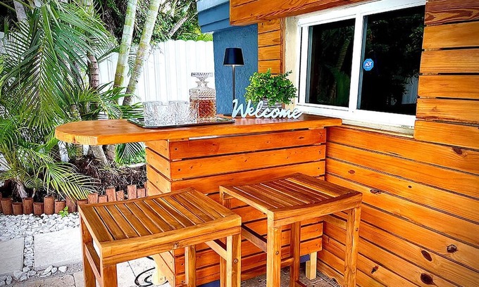 Highland Garden Casa | Cozy Home with Luxurious Backyard and Sauna in Hollywood Perfect for Relaxation!
