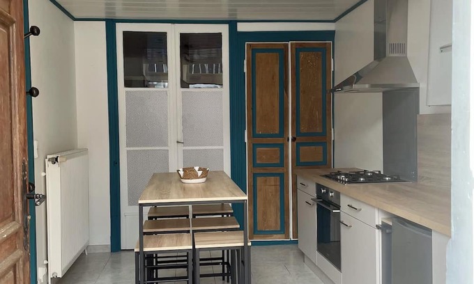 Chatillon-sur-Seine Apartamento | The little blue house