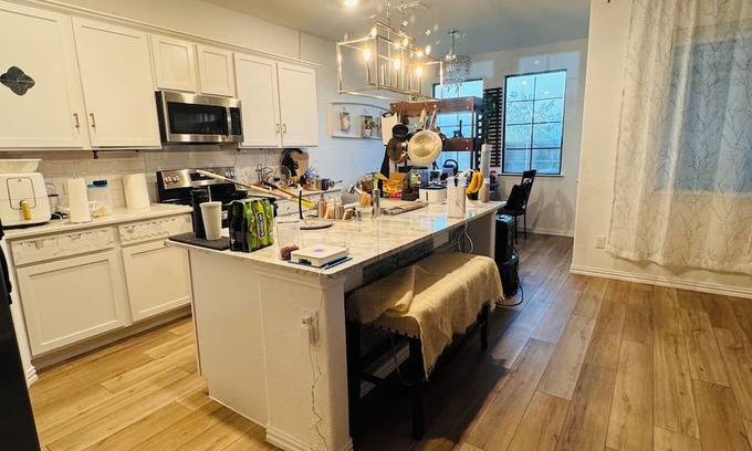 Clear Lake Casa | Comfy room near lake with shared amenities