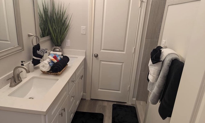 Grogan's Mill Apartamento | Charming 1-bedroom apartment in The Woodlands/Spring, Tx !