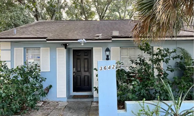 Fairvilla Casa | 2BD RM Home-Downtown/Wekiwa Springs