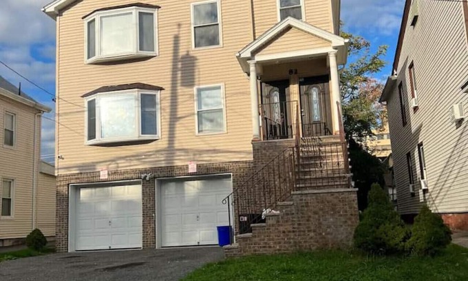 Passaic Casa | NYC Adjacent Home - Sleeps 9