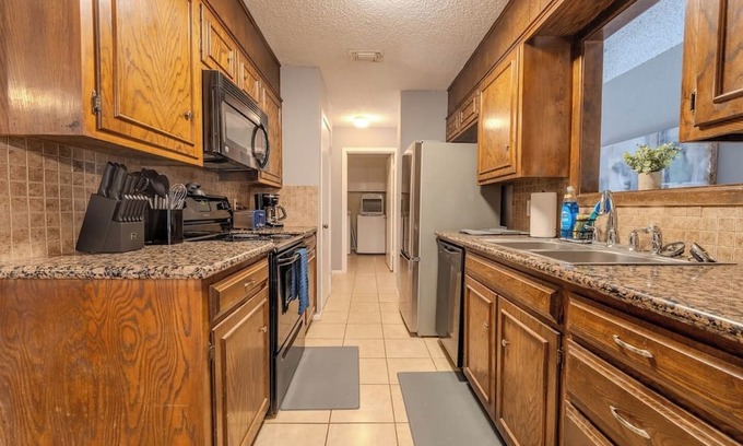 Lubbock Casa | Freemont Estate - 3BR/2BA - Big Backyard