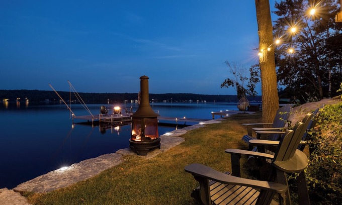 Trent Lakes Cabaña | Relaxing Waterfront Oasis – Lakehouse on the Rocks