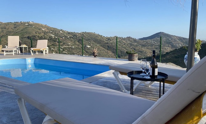 Archez Cabaña | Cottage 'Casa Marina' with Mountain View, Wi-Fi and Air Conditioning