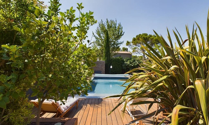 Cornillon-Confoux Casa | Villa Cornillon-Confoux, 3 bedrooms, 6 persons