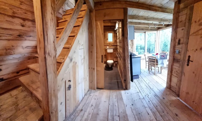 Saint-Martin-d'Uriage Chalet De Esquí | Un Petit Chalet Dans les Montagnes : Lieu Insolite Pour les Amoureux de Nature