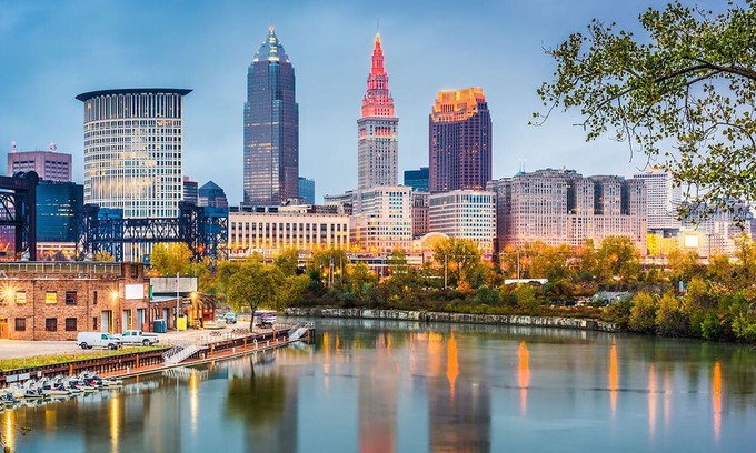 Downtown Cleveland Apartamento | 3 Stylish Rooms w/City Views in DT Cleveland - Near RnR HoF