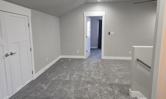 Elko Casa | #18 5-bedroom, 3bath, 2 garage House in terrific Elko near Walmart