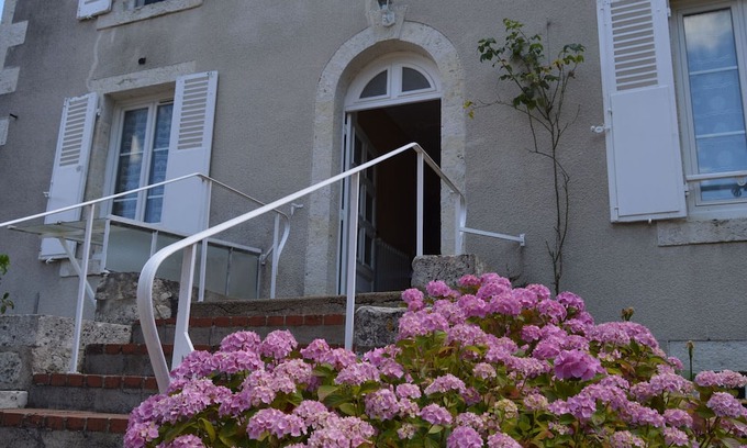 Jeu-les-Bois Cabaña | Gite Jeu-les-Bois, 2 bedrooms, 5 persons