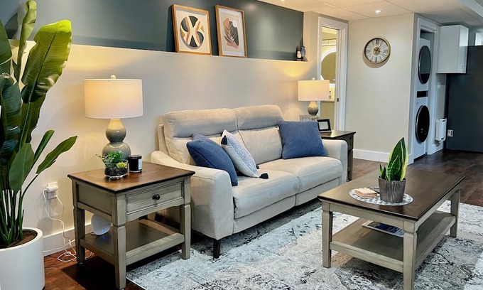 Prince George Casa | Inclusively Home - Buckhorn Suite