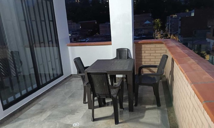 Itagui Apartamento | Charming 1-bedroom apartment in wonderful Itagüi with WiFi