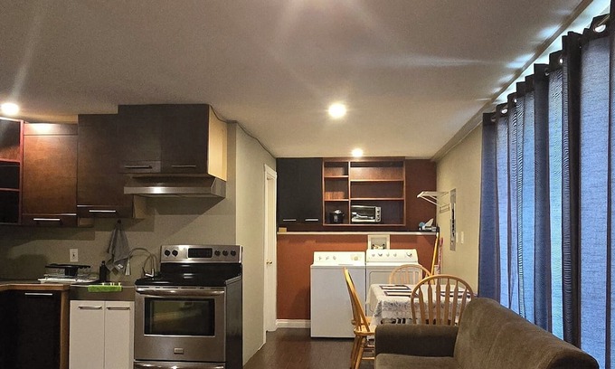 Westshore Estates Casa | Charming 3-bedroom house in enchanting Vernon with AC, WiFi