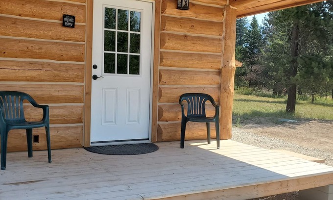 Trout Creek Cabina | Delightful log cabin in Trout Creek