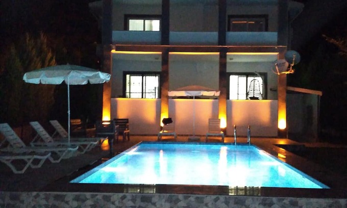Ciftlik Villa | Spacious 6-bedroom villa with WiFi and AC in charming Muğla Fethiye