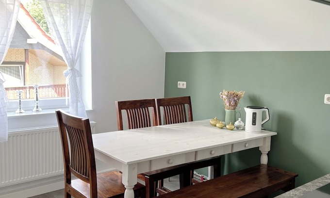 Salzhemmendorf Apartamento | Freshly renovated "Buntspecht" vacation apartment for 2 people with a view of the Ith