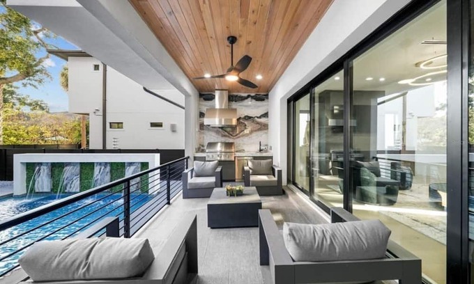 Virginia Park Villa | $5M Modern 7-BR Pool Mansion, Spa, Rooftop Bar