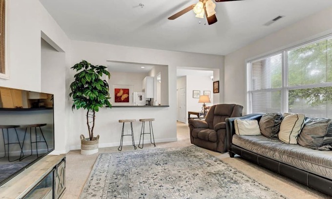 Wilmington Apartamento | New! Pool~Classic Charm~Peaceful