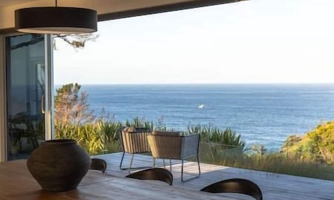 Tutukaka Casa | North Gable House - Luxurious retreat