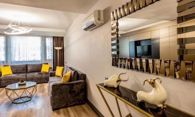 Sisli Apartamento | A Palace Suites - One-Bedroom Suite 2
