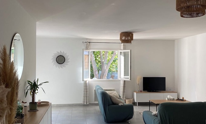 Estanove Casa | Maison Proche Plages