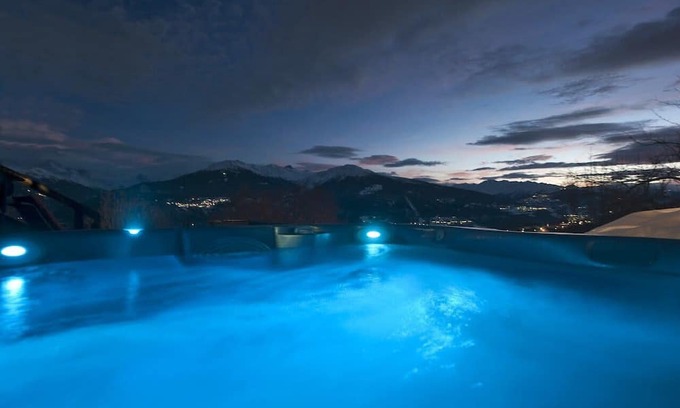 Montana Chalet De Esquí | Charming Family Chalet With Gym And Jacuzzi